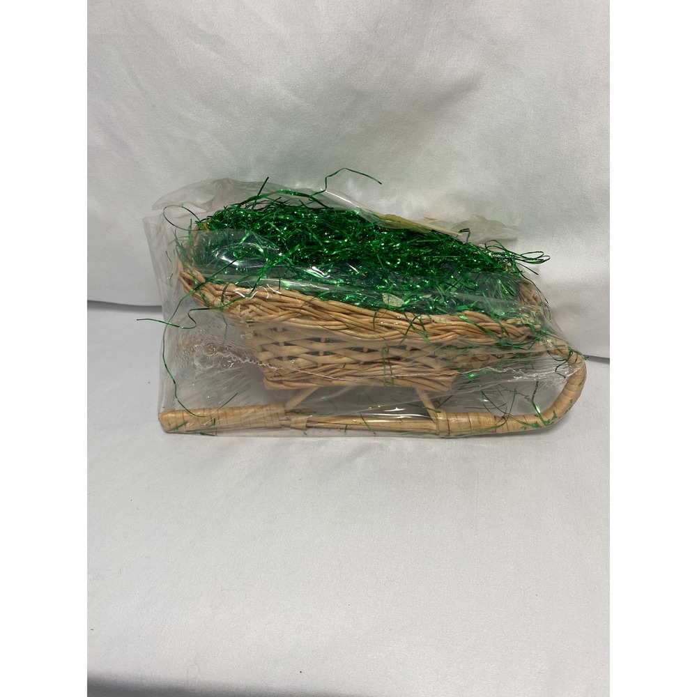 Mini Wicker Sleigh Basket Green Tinsel Filler‎ Holiday Decor